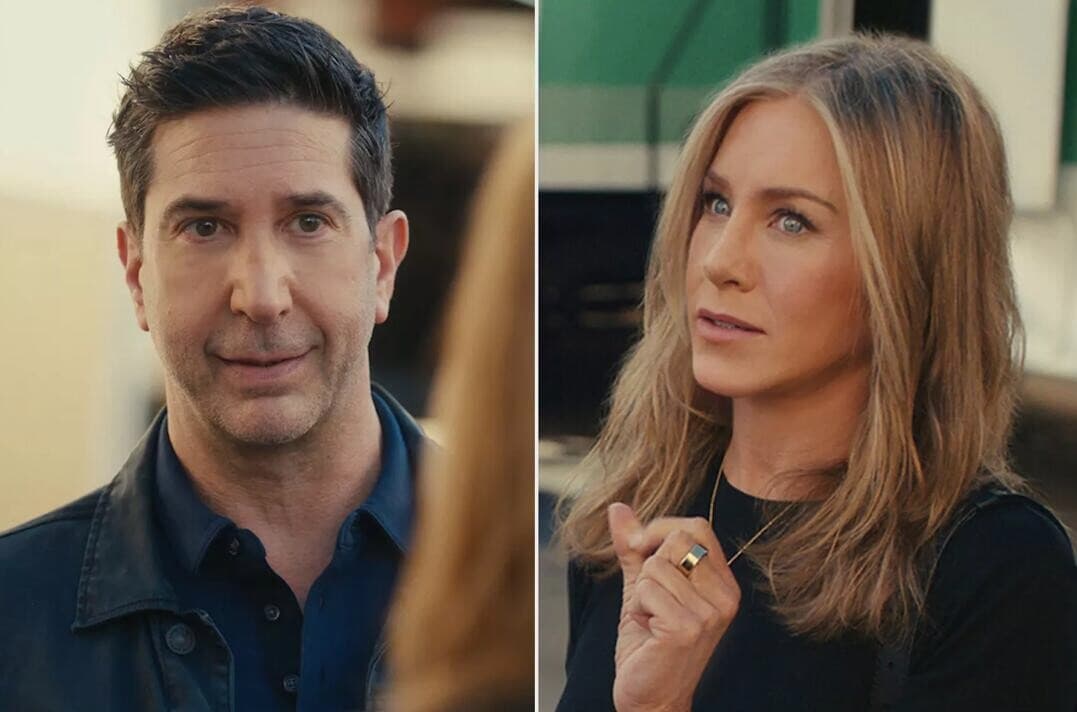 Super Bowl ad stills of David Schwimmer and Jennifer Aniston, who pretends not to remember him